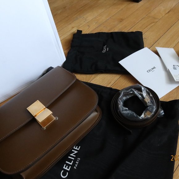 Brand New CELINE Medium Classic in Box Calfskin - Picture 12 of 12